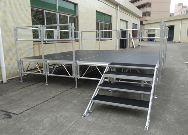 portable aluminum stage